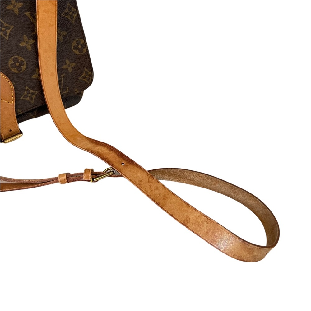 VINTAGE Authentic Louis Vuitton crossbody bag
With Certificate of Authenticity - Picture 6 of 15